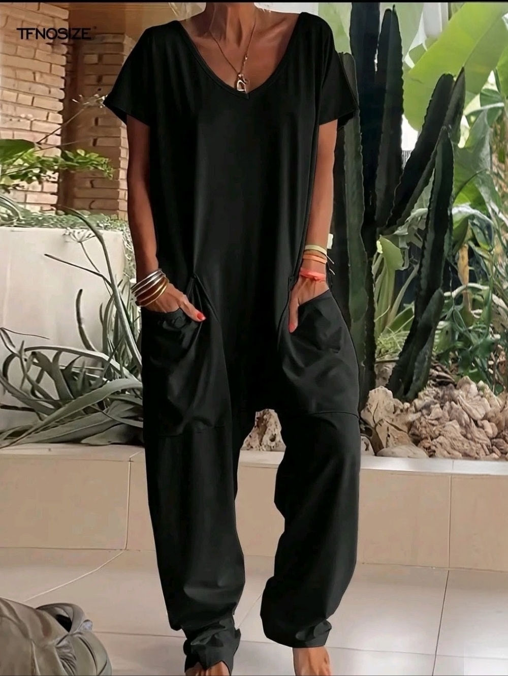 New Oversized Black Casual V-Neck Jumpsuit with Pockets In Black Size Medium